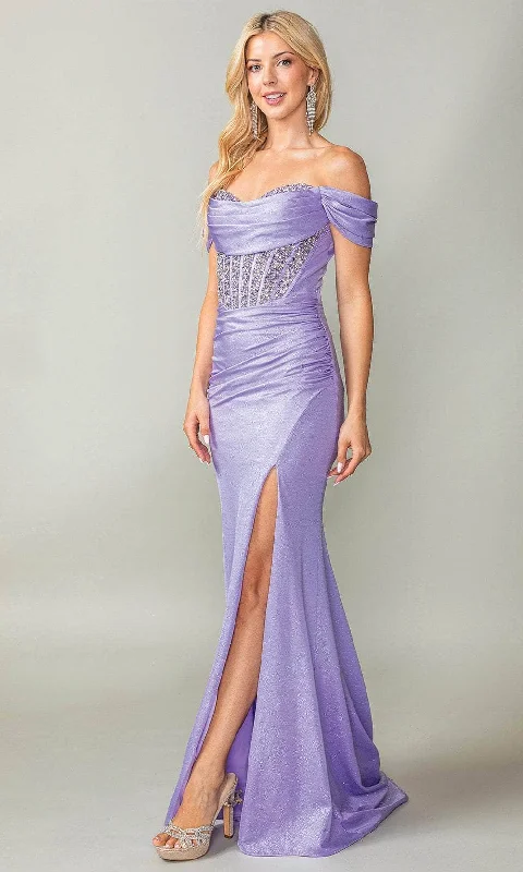 Chic Trends For The Fashion Savvy Dancing Queen 4386 - Cowl Sweetheart Prom Gown