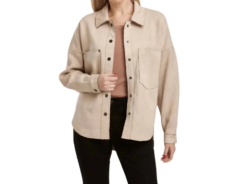 Boutique Styles Gina Suede Shirt Jacket In Foam Cream